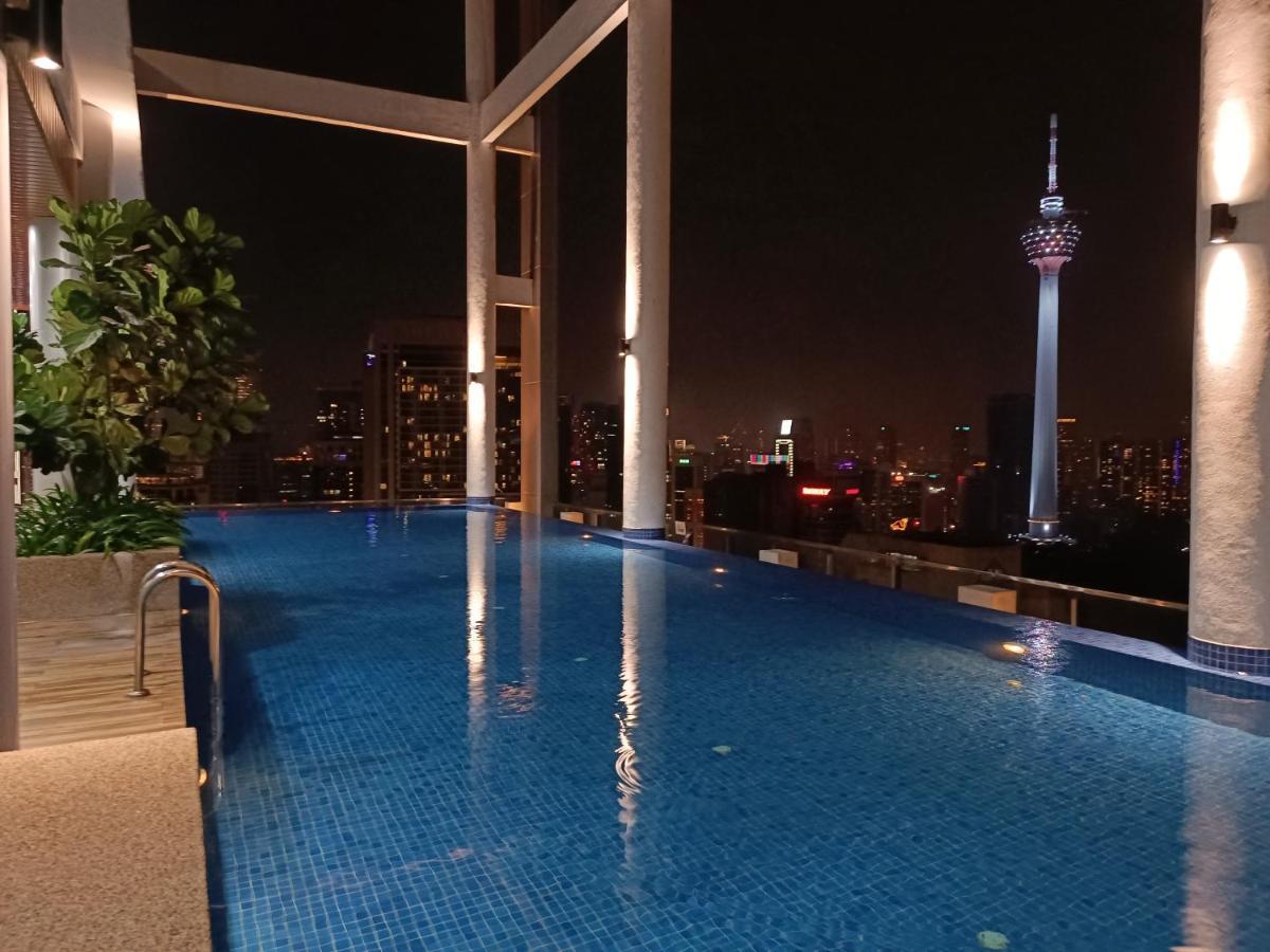 Lx 39A Balcony Klcc View 1 Bedroom Infinity Pool Kuala Lumpur Bagian luar foto